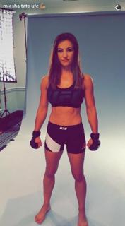 Miesha Tate feet photo thumbnail