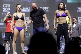 Miesha Tate feet photo thumbnail