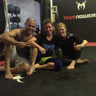 Miesha Tate feet photo thumbnail