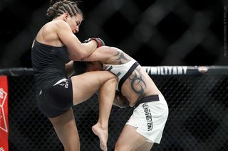 Miesha Tate feet photo thumbnail
