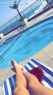 Miesha Tate feet photo thumbnail