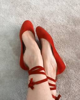 Mihaela Radulescu feet photo 11