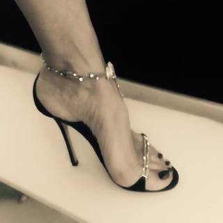 Mihaela Radulescu feet photo 19