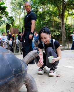 Mika Nakashima feet photo 15