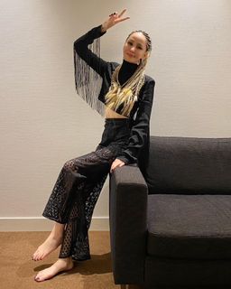 Mika Nakashima feet photo 7