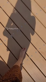 Mikaela Hoover feet photo thumbnail