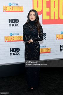 Mikaela Hoover feet photo thumbnail