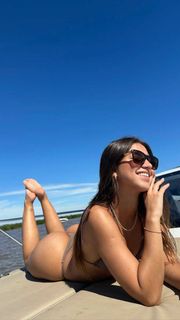 Mikaela Lafuente feet photo 16