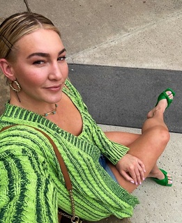 Mikaela Mayer feet photo 19
