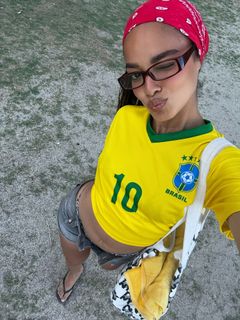 Mikaela Neaze Silva feet photo 12