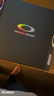Mikaela Shiffrin feet photo thumbnail