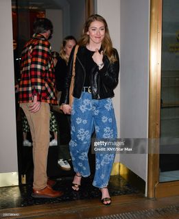 Mikaela Shiffrin feet photo thumbnail