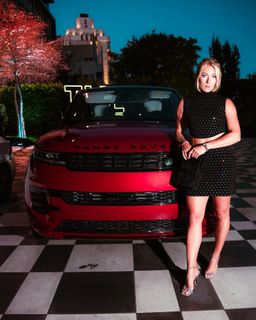 Mikaela Shiffrin feet photo thumbnail