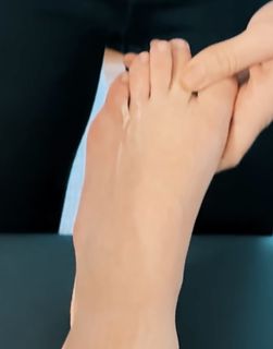 Mikaela Shiffrin feet photo 6