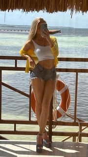 Mikayla Demaiter feet photo 17