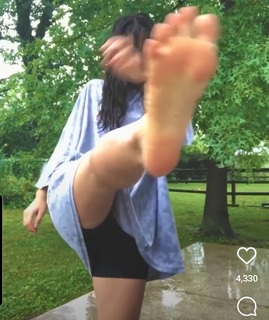 Mikayla Geier feet photo 17