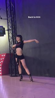 Mikayla Geier feet photo 12