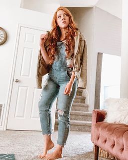 Mikayla Iverson feet photo 12
