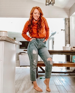 Mikayla Iverson feet photo 16