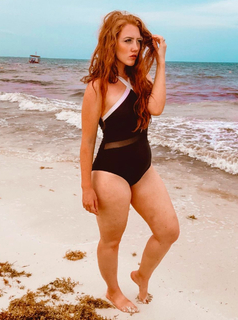 Mikayla Iverson feet photo 11