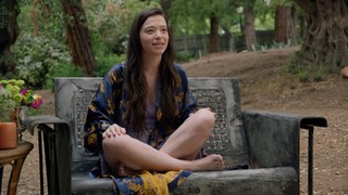 Mikey Madison feet photo thumbnail