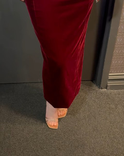 Mikey Madison feet photo thumbnail