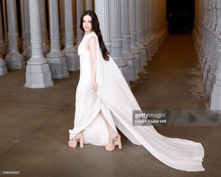 Mikey Madison feet photo thumbnail