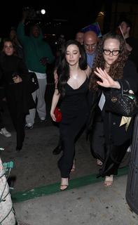Mikey Madison feet photo thumbnail