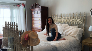Mikey Madison feet photo thumbnail