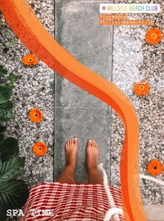 Mikky Kiemeney feet photo 1