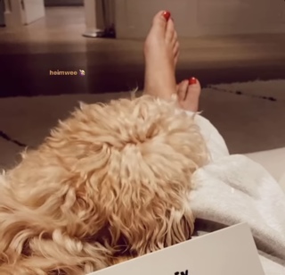 Mikky Kiemeney feet photo 13