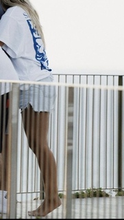 Mikky Kiemeney feet photo 9