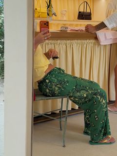Mikky Kiemeney feet photo 10