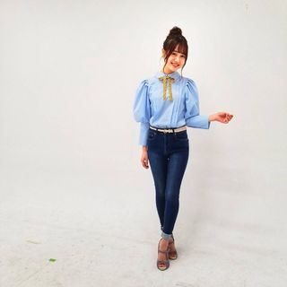 Miku Itou feet photo thumbnail