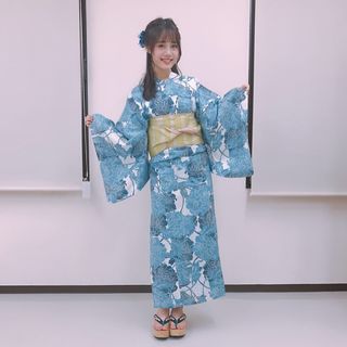 Miku Itou feet photo thumbnail