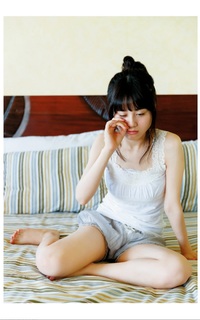 Miku Itou feet photo thumbnail