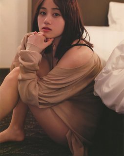 Miku Itou feet photo thumbnail