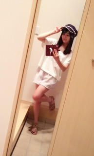 Miku Itou feet photo thumbnail