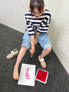 Miku Itou feet photo thumbnail