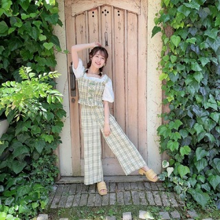 Miku Itou feet photo thumbnail