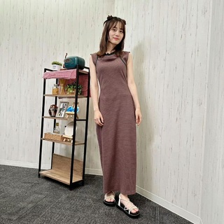 Miku Itou feet photo thumbnail