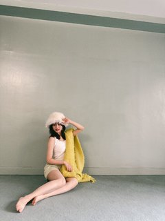 Miku Itou feet photo thumbnail