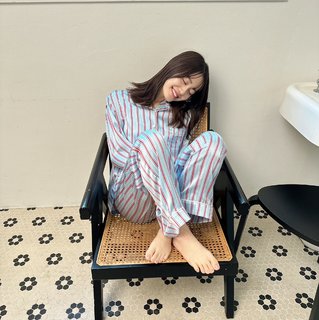 Miku Itou feet photo thumbnail