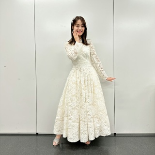 Miku Itou feet photo thumbnail