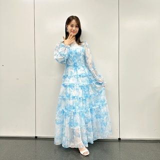 Miku Itou feet photo thumbnail