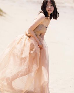 Miku Itou feet photo thumbnail