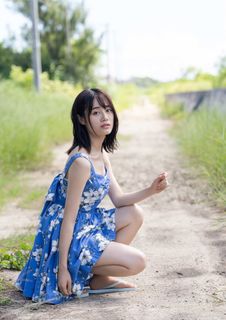 Miku Itou feet photo 3