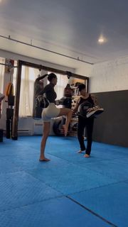 Miku Martineau feet photo 11