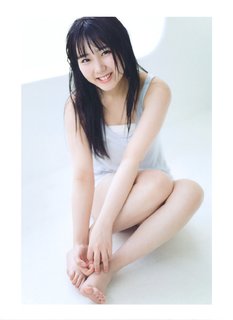 Miku Tanaka feet photo 1