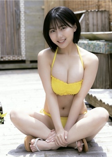 Miku Tanaka feet photo 11